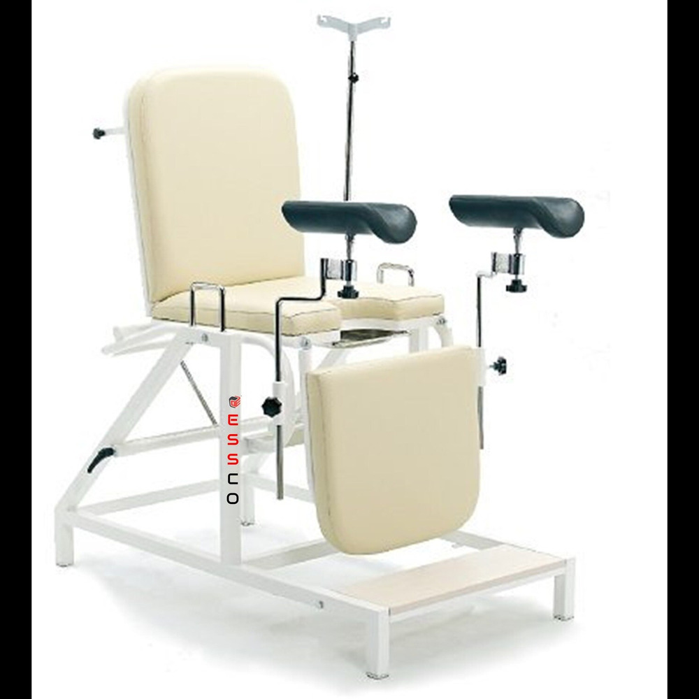 ESSCO 1222 - Gynaec opd Couch Deluxe
