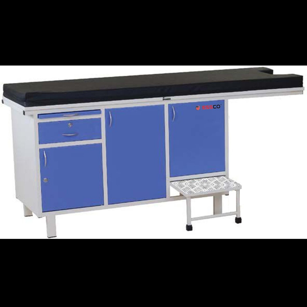 ESSCO 267 - Gynaec Examination Couch