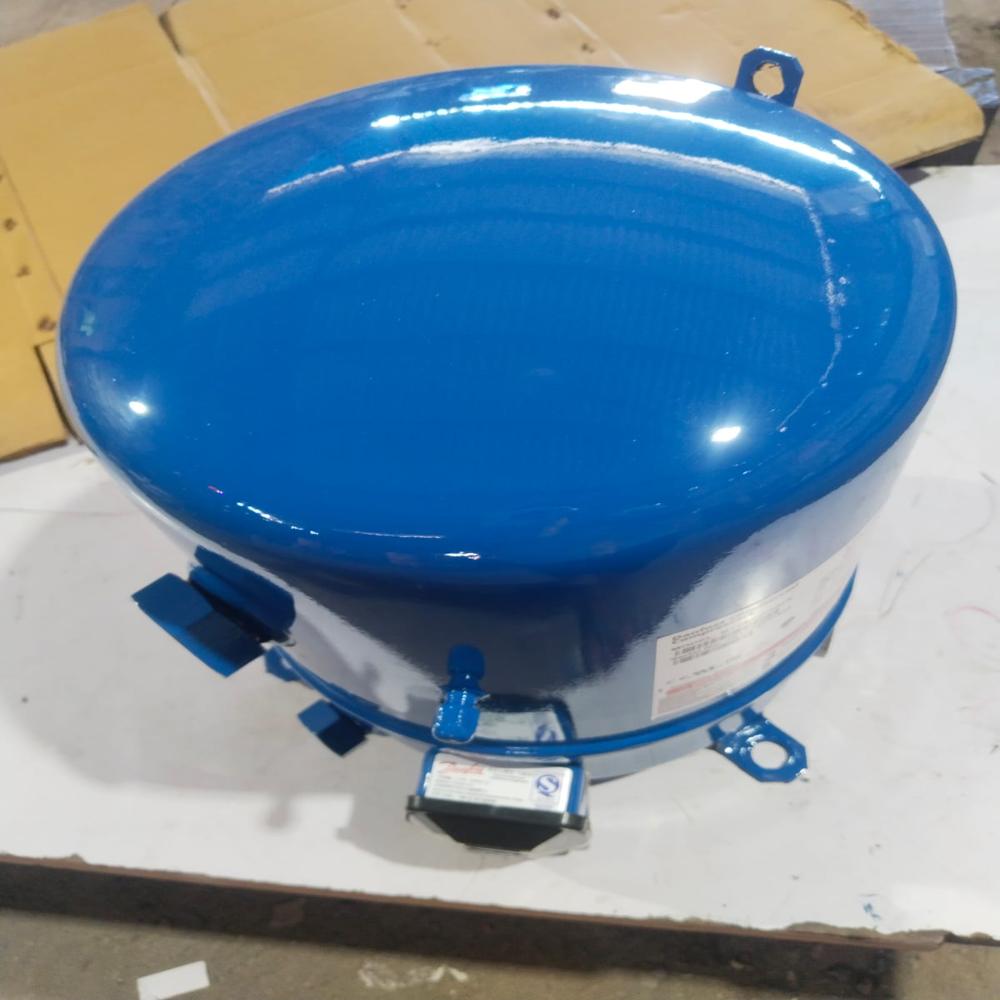 Danfoss Ntz068 Compressor - Industrial Reciprocating Design, Blue Color, One Year Warranty, All Size Compatibility