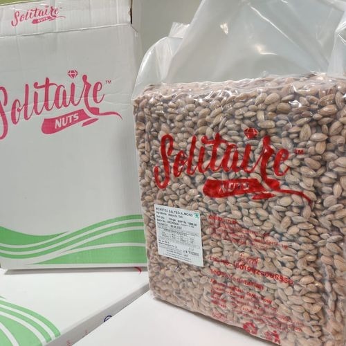 Solitaire Roasted Salted Almond