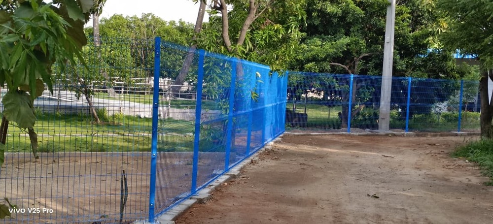 Farmhouse Fencing - Application: Industrial Sites