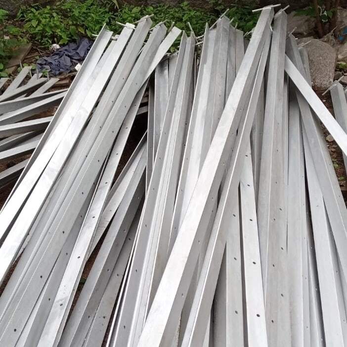 Gi Pipes For Fencing - Application: Industrial Sites