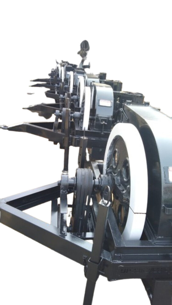 Bhusa Banane Wali Machine