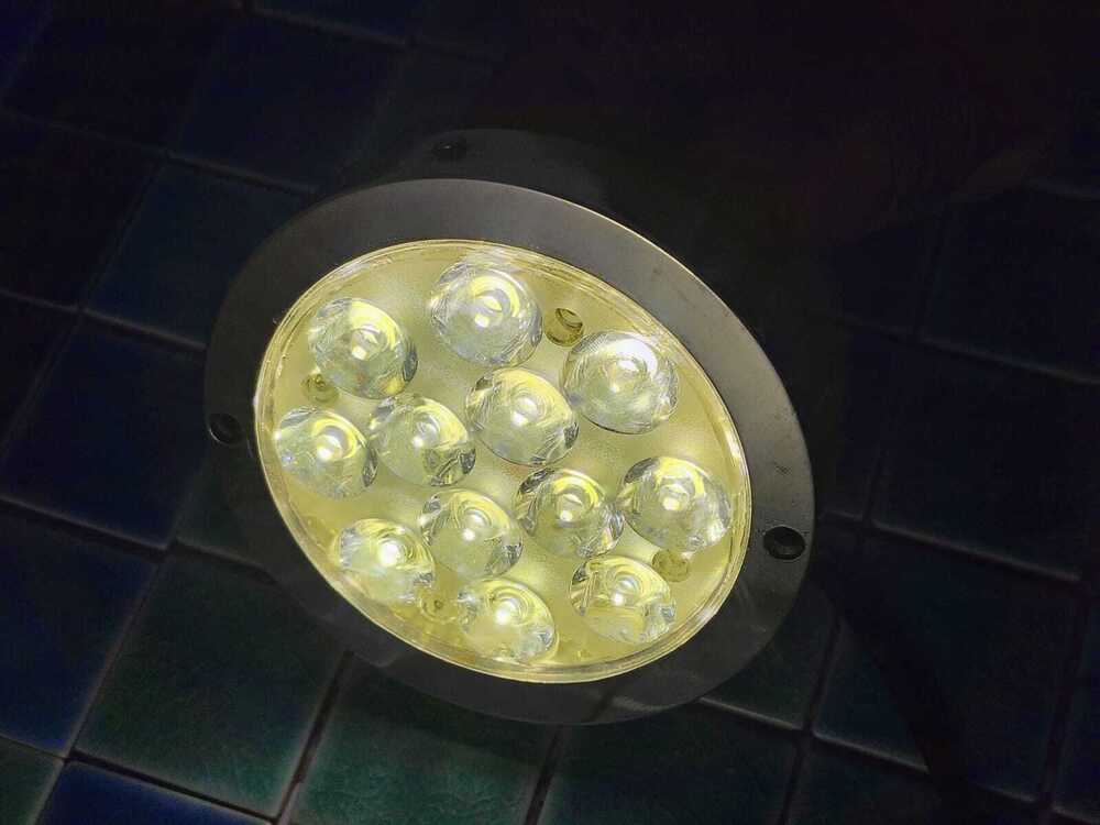 Swimming pool Light