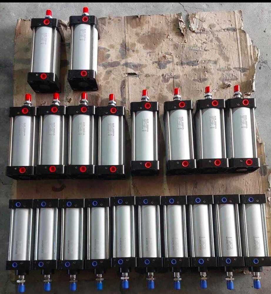 Pneumatic Cylinder - Color: Silver