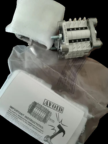 Auxiliary Switch 11 Kv Vcb Siemens - Color: White