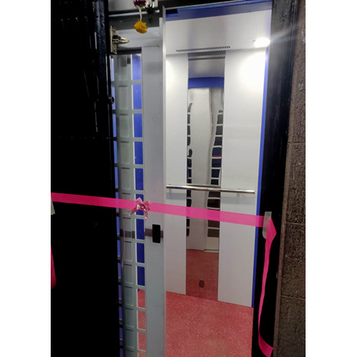 Passenger Automatic Elevator - Material: Stainless Steel