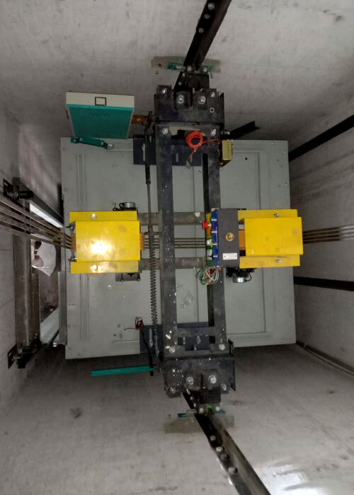 Hospital Elevator - Material: Stainless Steel