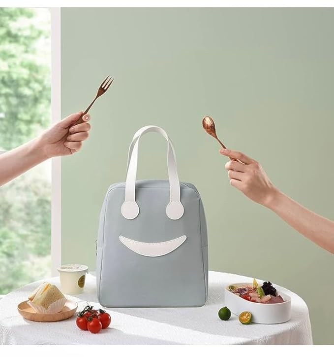 Smiley Lunch Bag - Color: Multi Colour