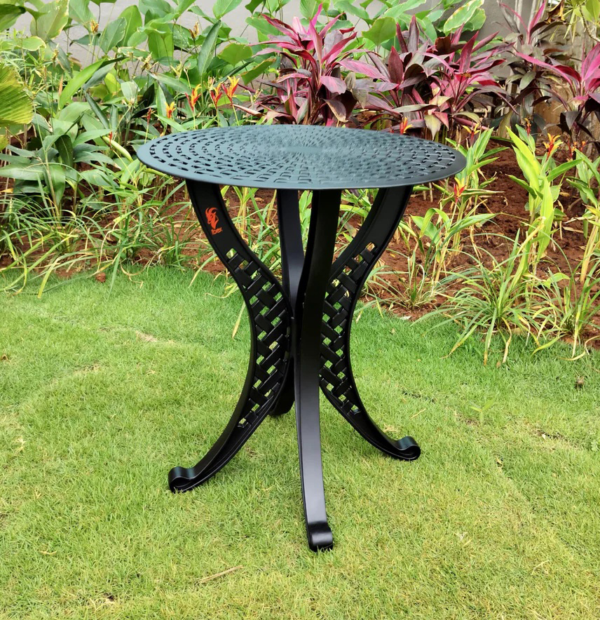Orion Small Round Aluminium Table with 4 legs