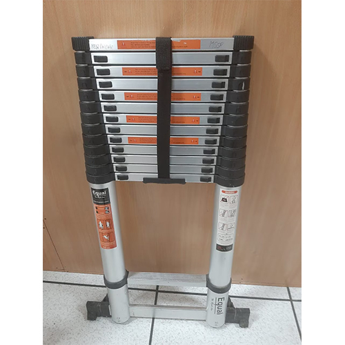 Aluminim telescopic ladder
