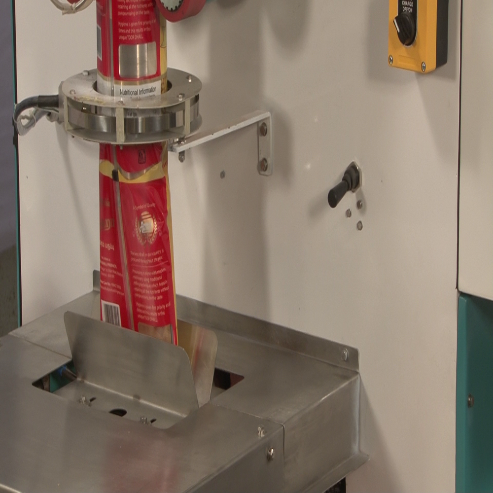Wheat Flour Packing Machine - Ss304 & Ms Body, 10g To 10kg Pouch Sizes | Fully Automatic, Plc Control, Heavy Duty Design