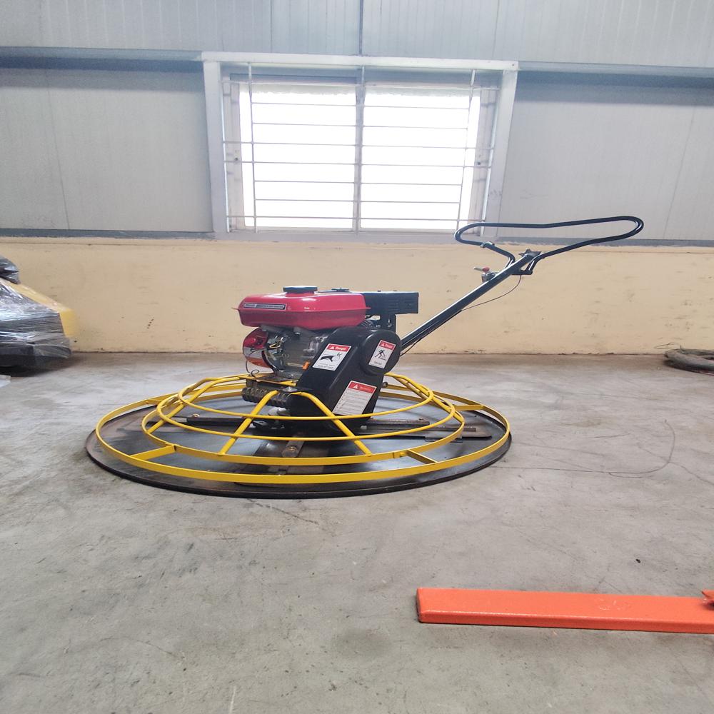 Power Trowel with Greaves Engine