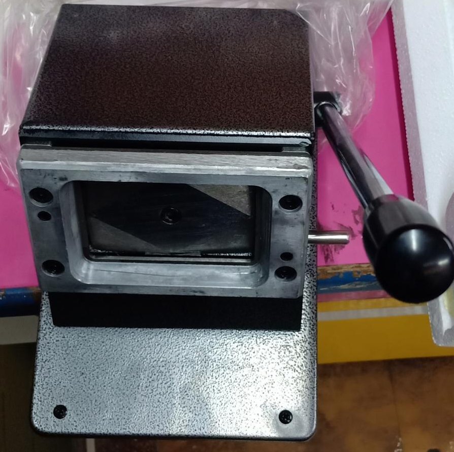 Id Card Die Cutter