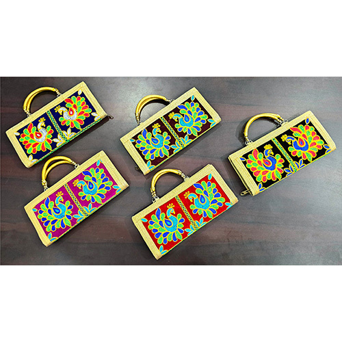 Handle Vala Wallet - Color: Multicolor