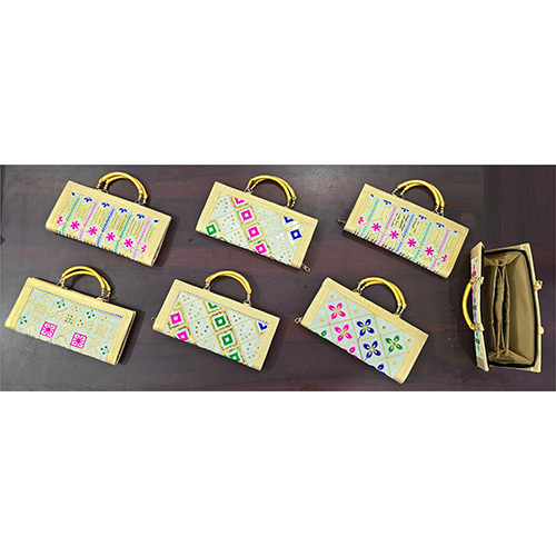 White Handle Clutch - Color: Multicolor