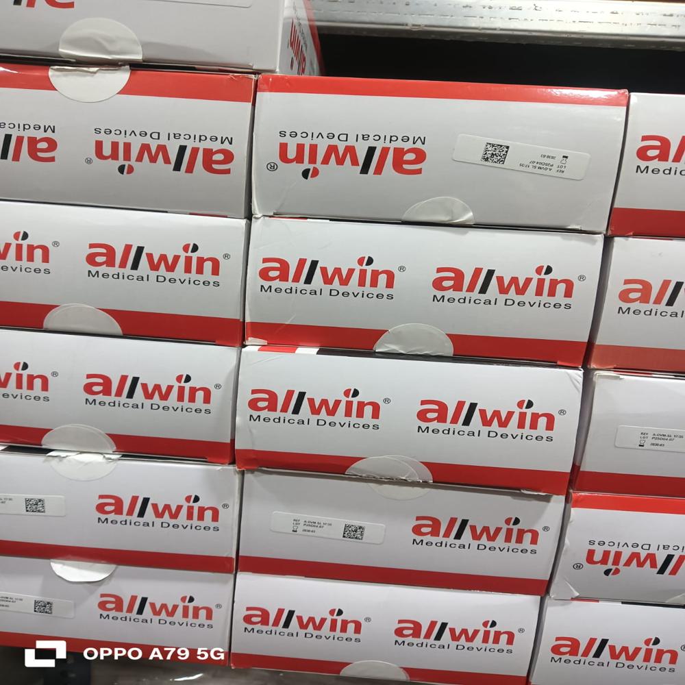 Opu Allwin - Material: Plastic