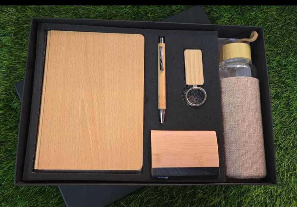 Eco Friendly And Sustainable 5 In 1 Gift Set- Diary, Pen, Cardholder, Bottle, Keychain - Color: Brown