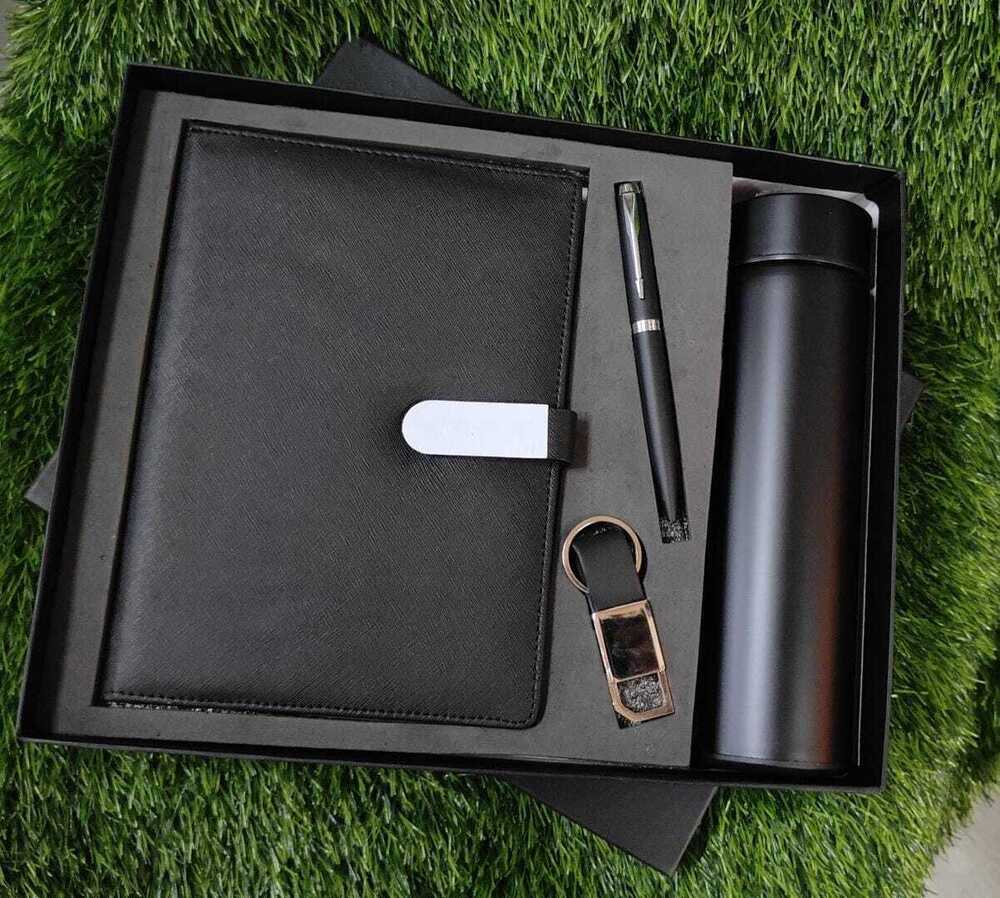 4 In 1 Set Pocket Diary Pen Cardholder Keychain - Color: Black