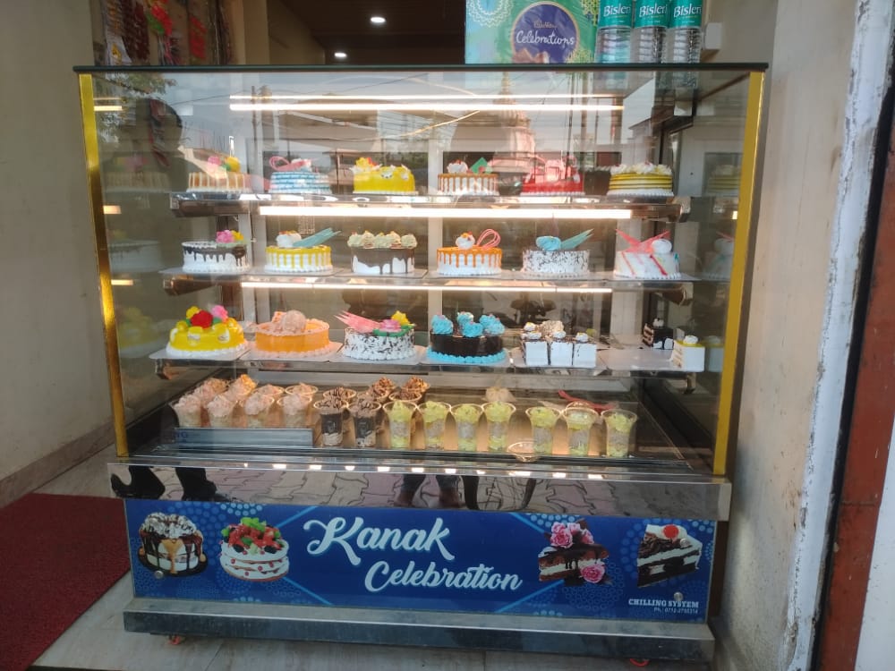 Sweet Display counter