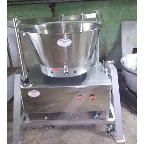 130 Ltr Khoya Making Machine - Color: Silver