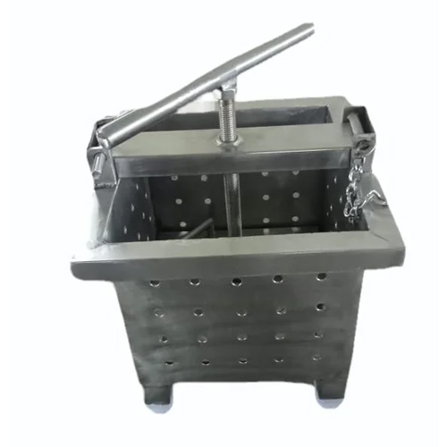 5 Kg Paneer Press Srow - Color: Silver