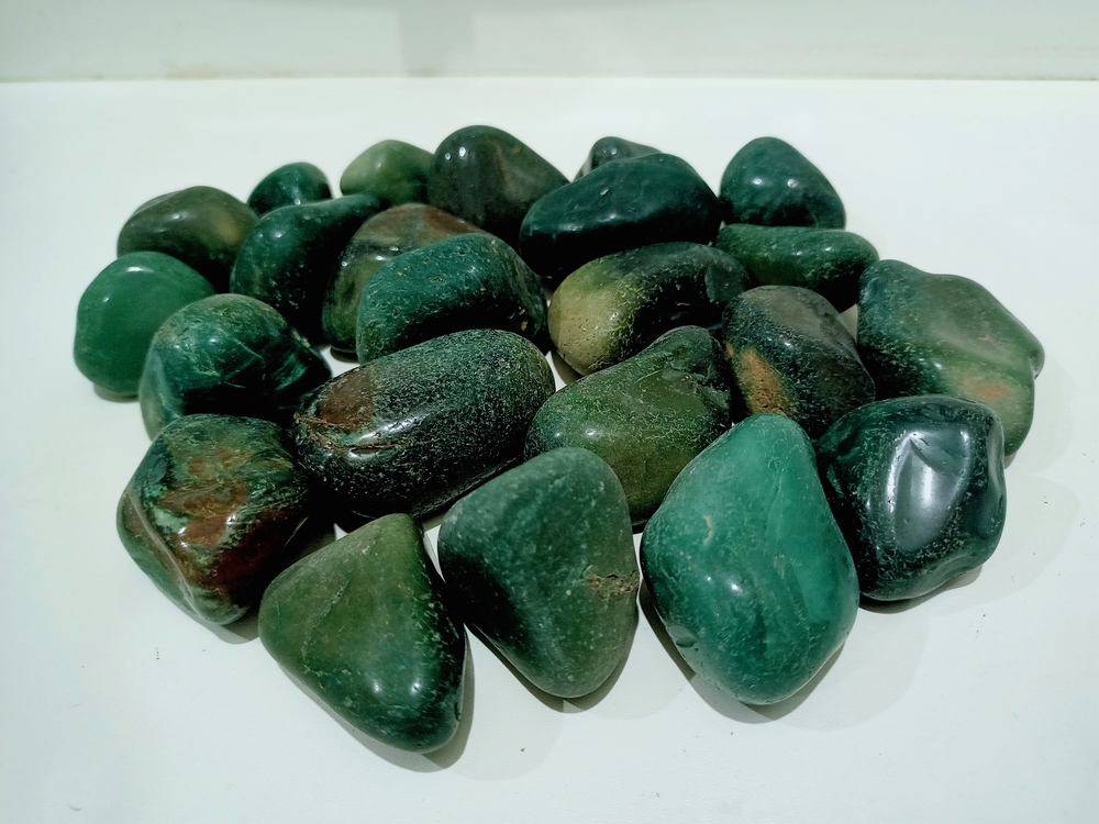 Dark Green Polished Pebble Stone