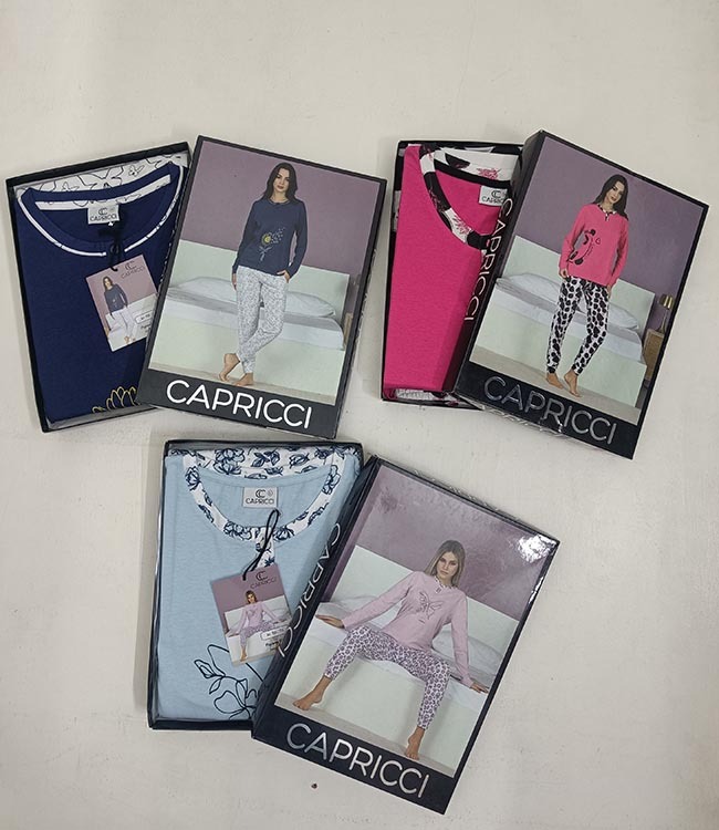W13282 CAPRICCI Ladies Printed Pyjama Sets
