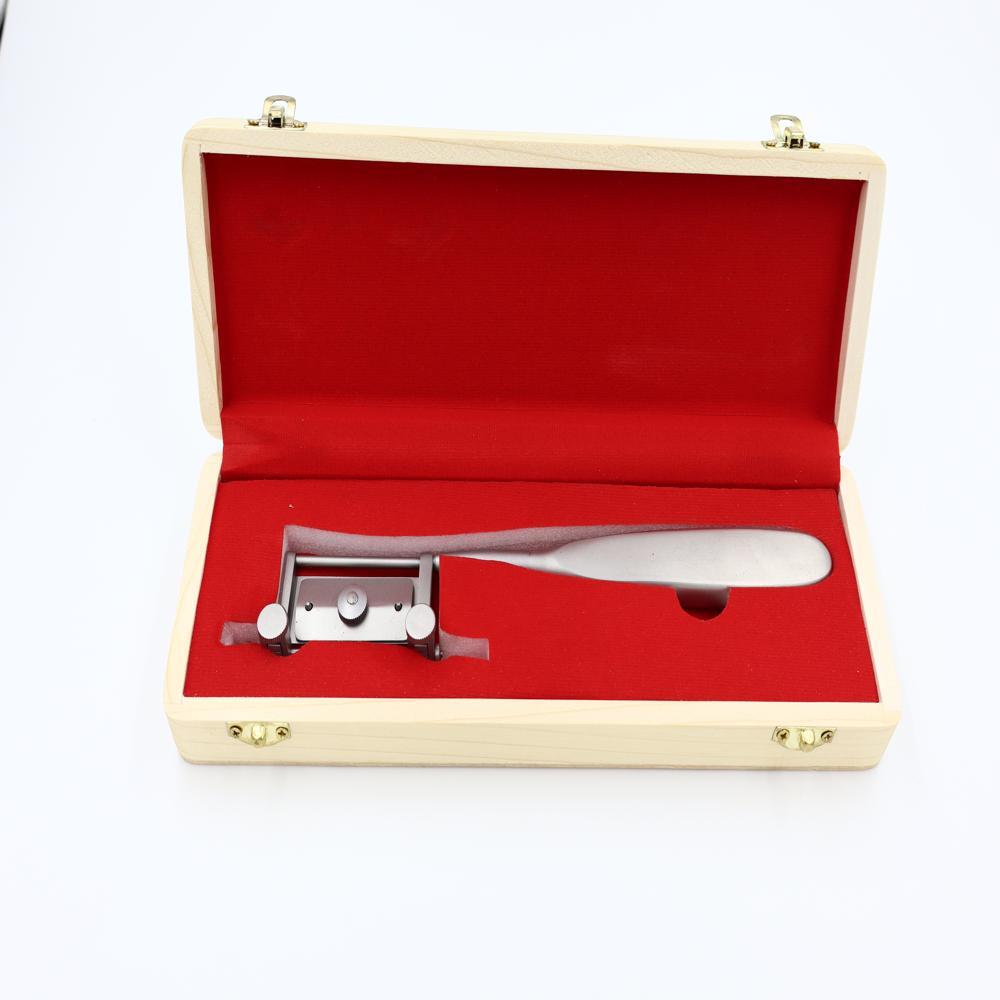 Skin Grafting Small Size - Feature: Manual Operation