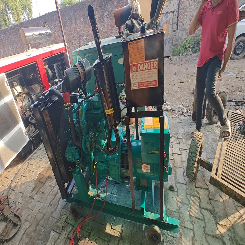 Genset 40 KVA III Phase