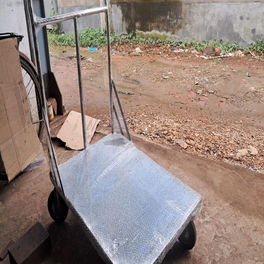 Ss Platform Trolley - Capacity: 100 Kg