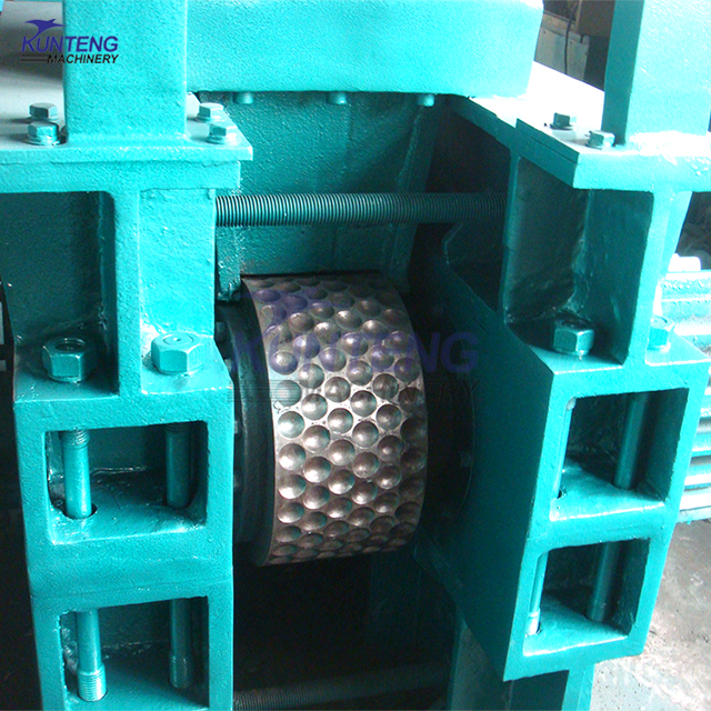 Pillow Shape Carbon Black Iron Powder Briquette Machine