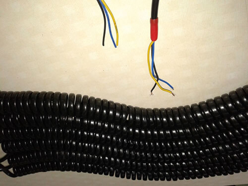 3 Core Spiral Cable - Color: Multicolor