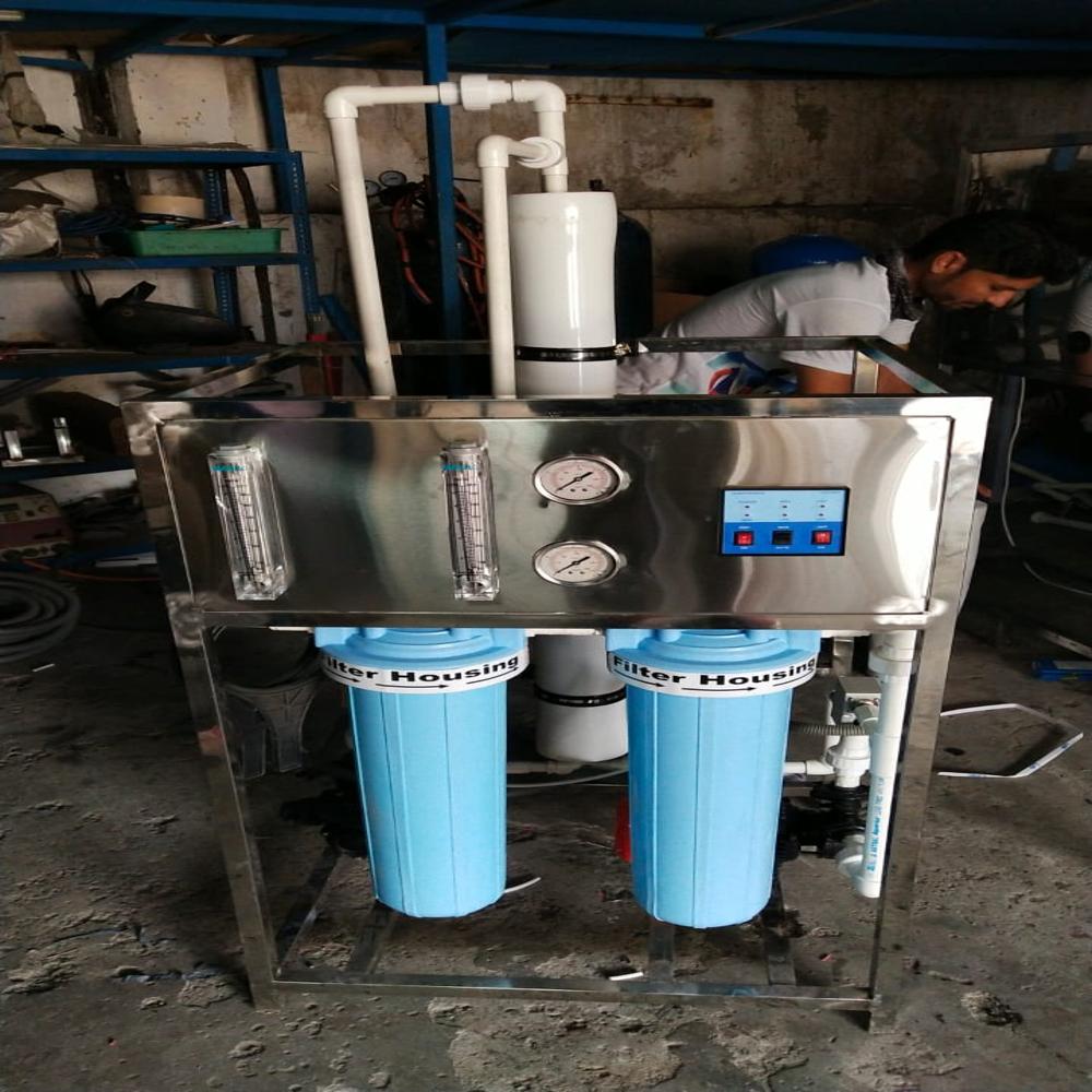 Industrial Ro Systems 150 Lph - Automatic Grade: Full Automatic