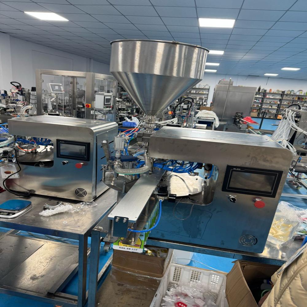 SCIENCEWAY AUTOMATIC SPOUT PACKING MACHINE