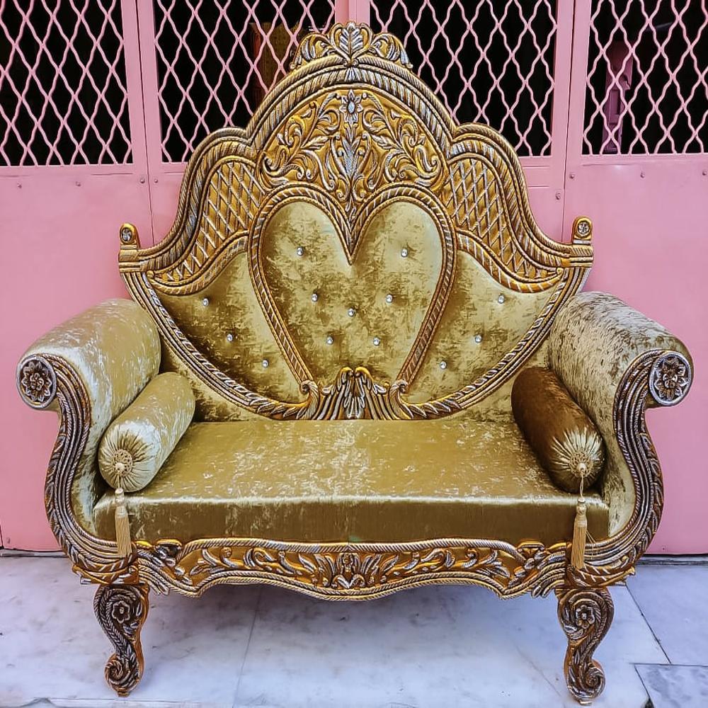 Rose Couch Wedding Chair