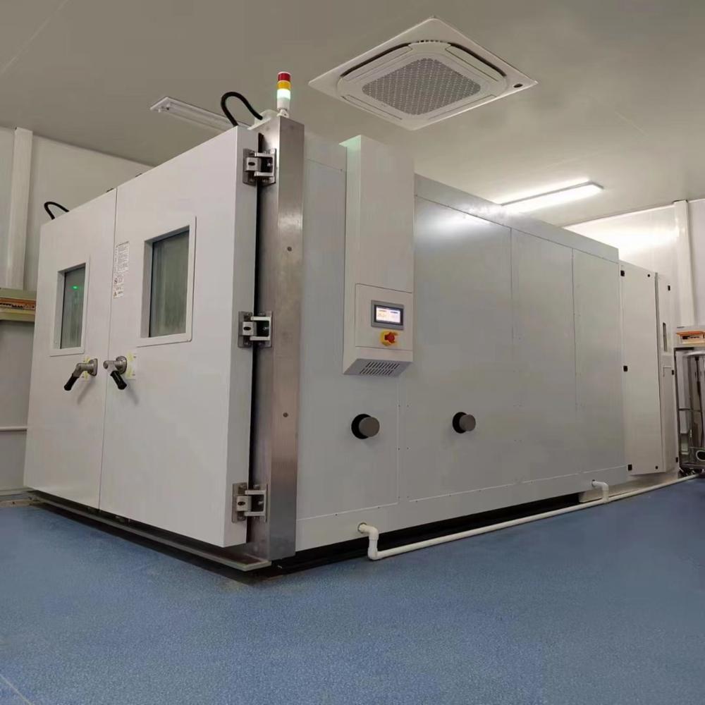 Walking Type Stability Chamber - Ss304 Material, 15000 Ltr Size, 2.5m X 2.4m X 2.5m Dimensions | 2 Kw Heating, Plc Control System, 7" Tft Display