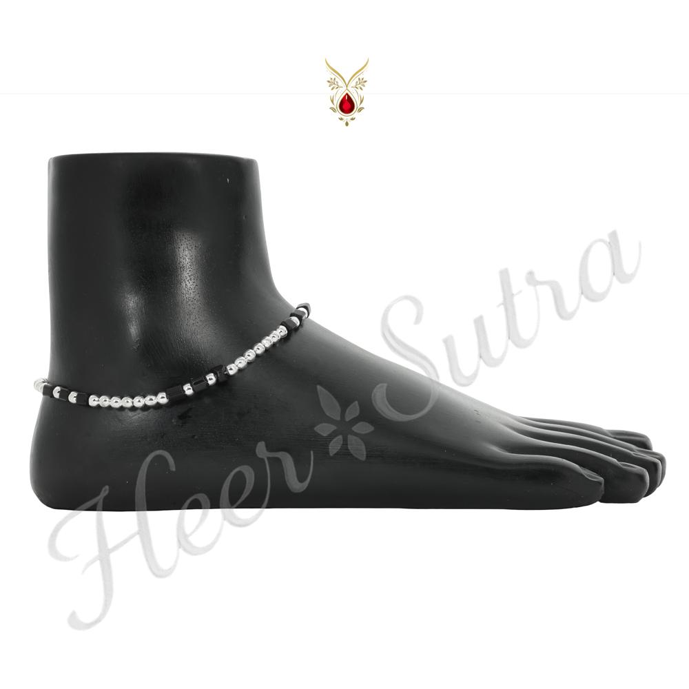 Ball Chawkdi Silver Plated Anklet - Gender: Women