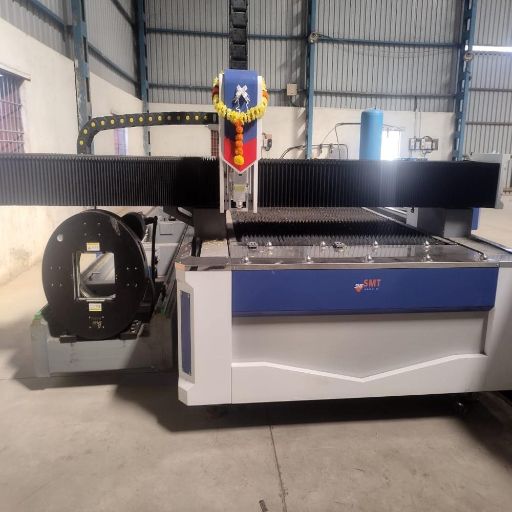 Fiber Laser Cutting Machine - Color: White
