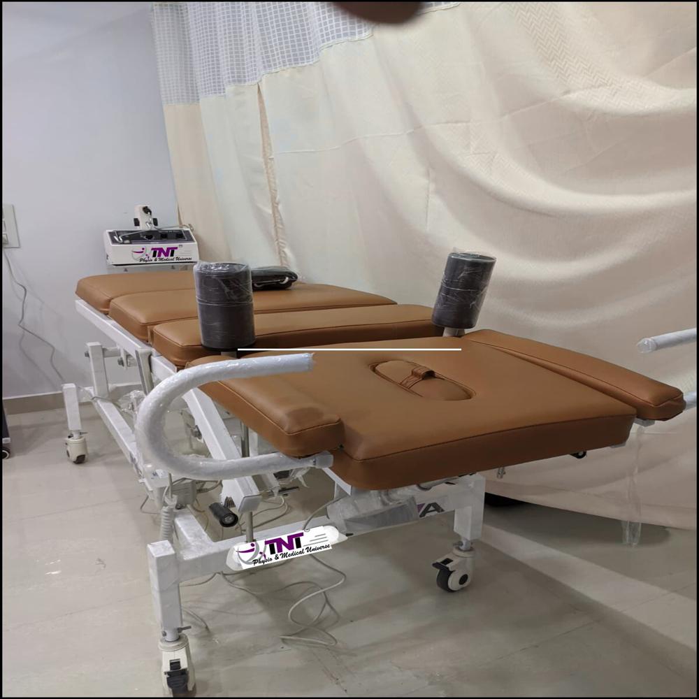Tnt Chiropractic Traction Table - Dimension (L*w*h): 6ft*2.5ft* Foot (Ft)