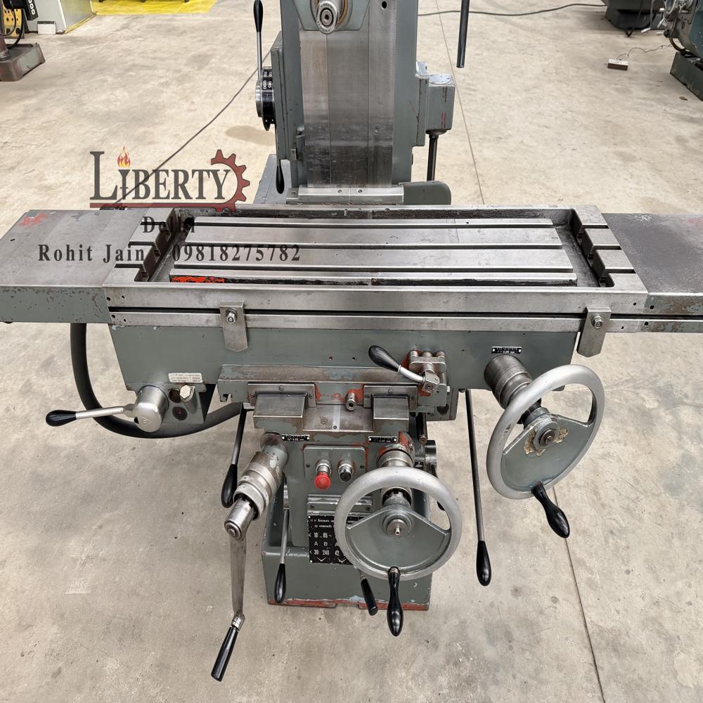 Rigiva Italy 1100 mm x 300 mm Universal Milling Machine