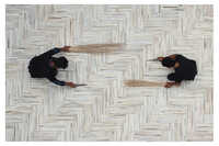 High-quality Leather Hide Carpets Designer Cowhide Rugs For Chic Home Decor