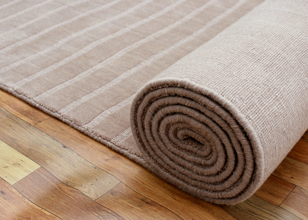 Luxury Handmade Woollen Carpet For Stylish Bedroom - Design: Modern