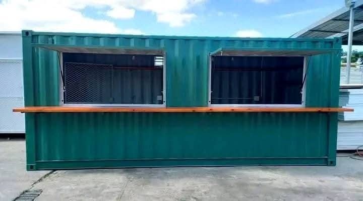 Food Hospitality Container - Height: 8-10 Approx. Foot (Ft)