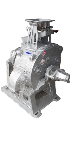Industrial Atta Chakki Machine - Capacity: 40 To 60 Kg/Hr