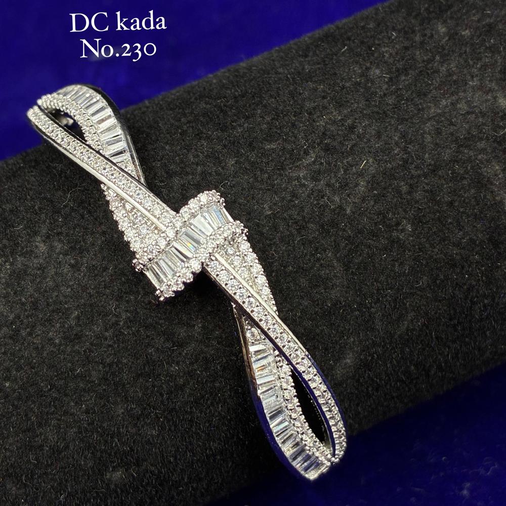 Ad Bracelet - Gender: Women