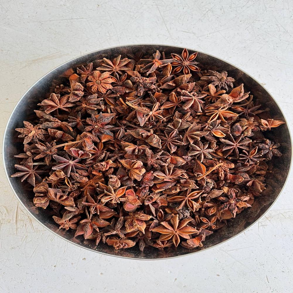 Star Anise - Grade A Dried Spice, Brown Star-shaped Pods With Licorice Aroma And Antibacterial Properties