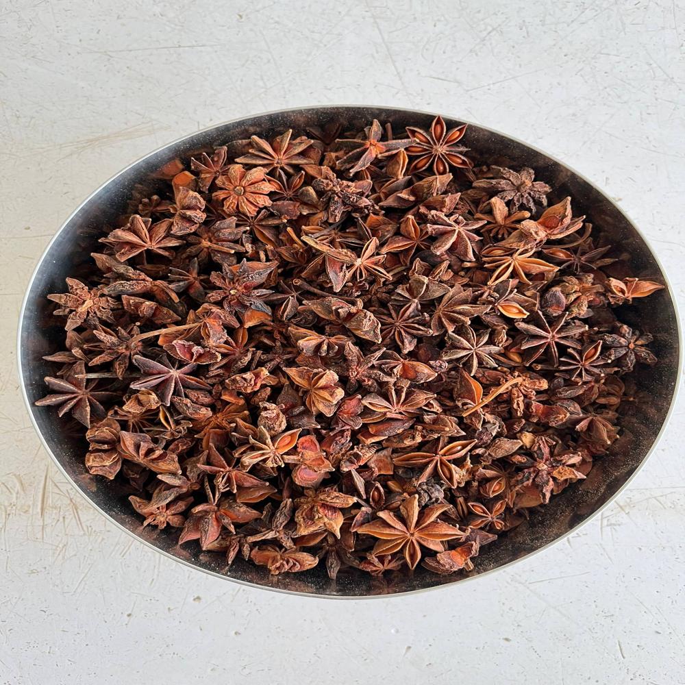 Star Anise - Grade A Dried Spice, Brown Star-shaped Pods With Licorice Aroma And Antibacterial Properties