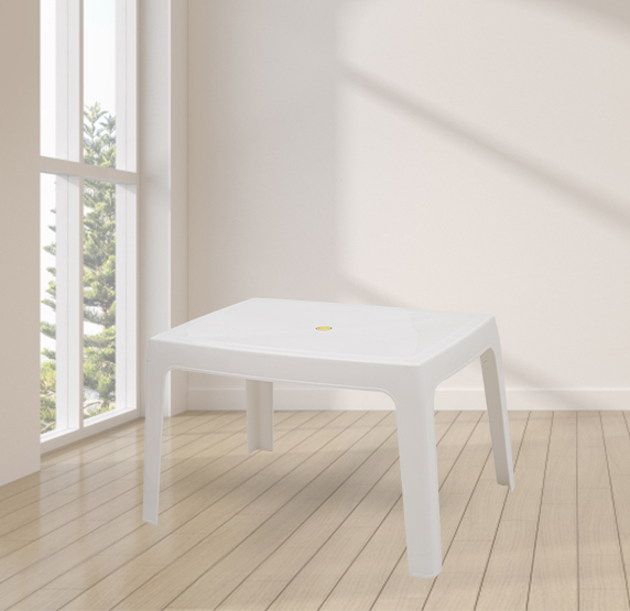 Magna Plastic Center Table