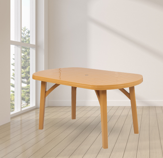 Corsa Plastic Dining Tables